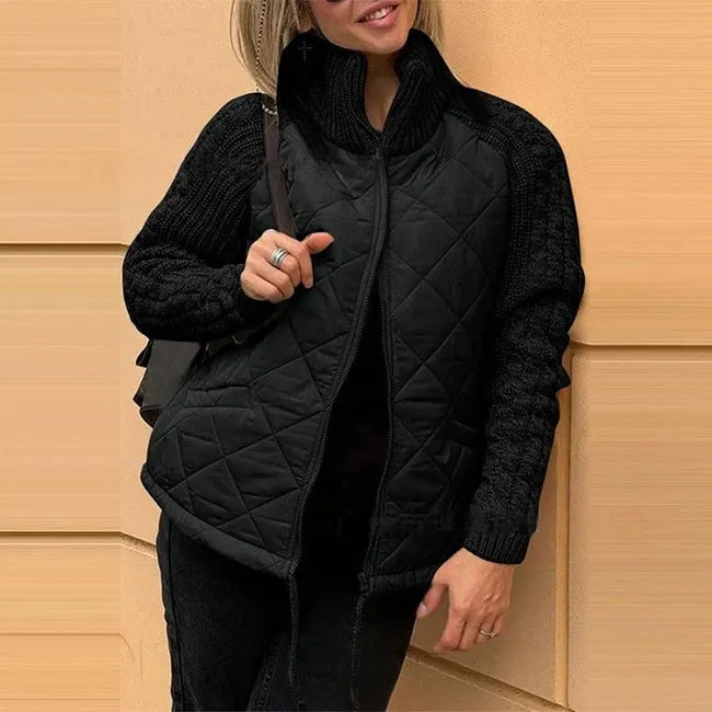 AUDREY | Quilted front with knitted sleeves
