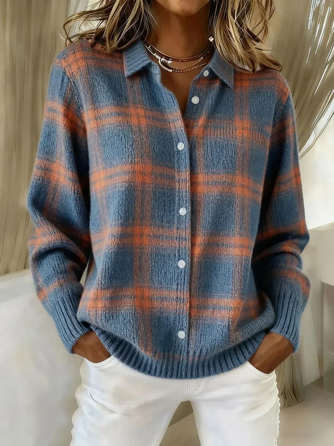 ANNA | Plaid knit for cool mornings