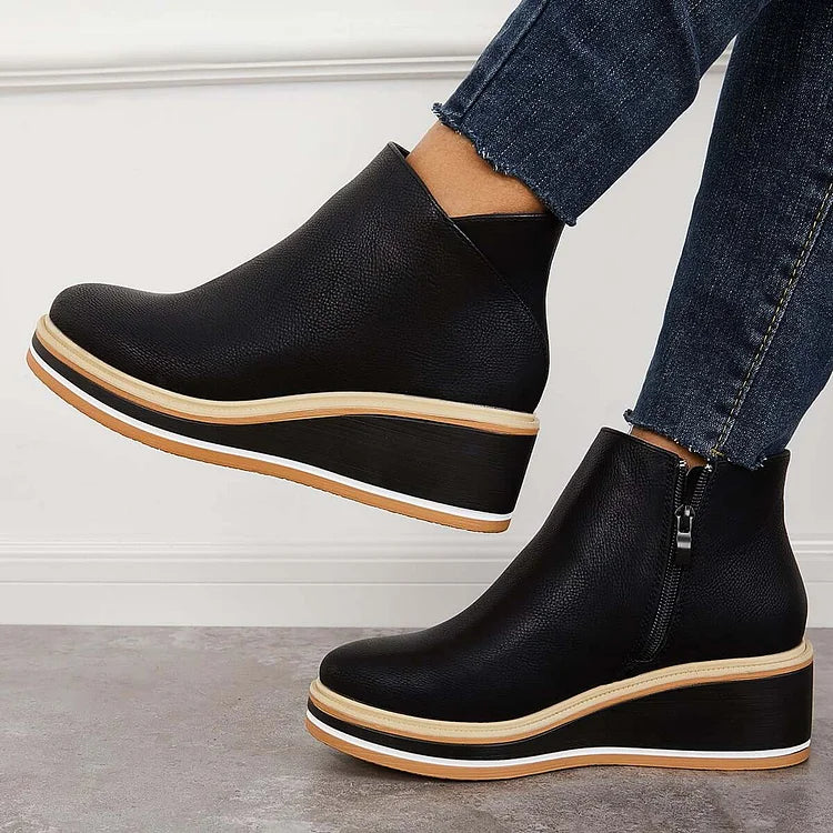 BERNADETTE | Ankle boots with a slip resistant sole