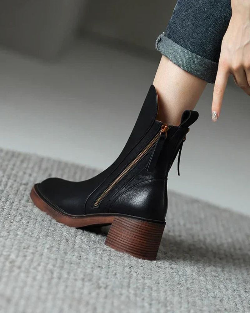LORRAINE | Lined ankle boots on a mid heel