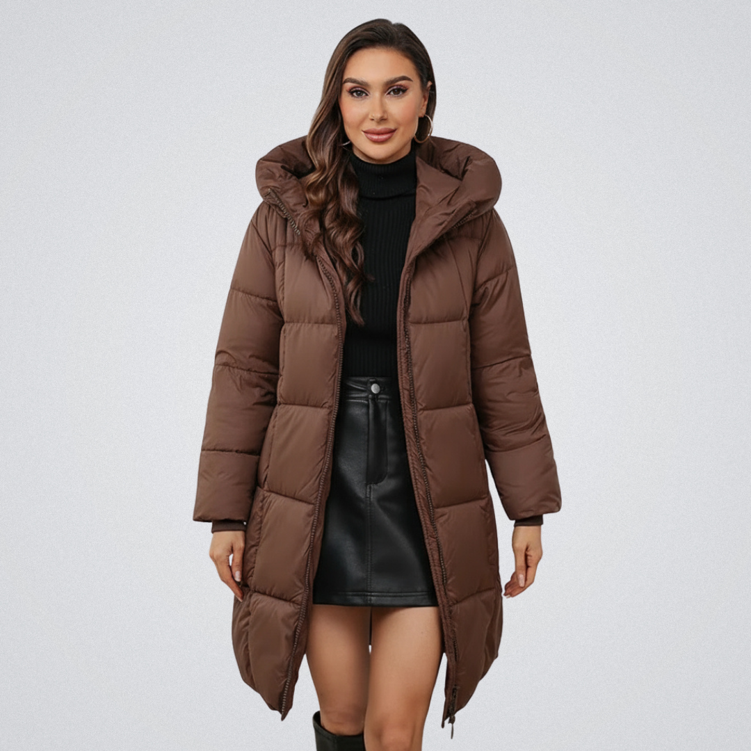 AMELIA | Lightweight puffer coat with structured hood