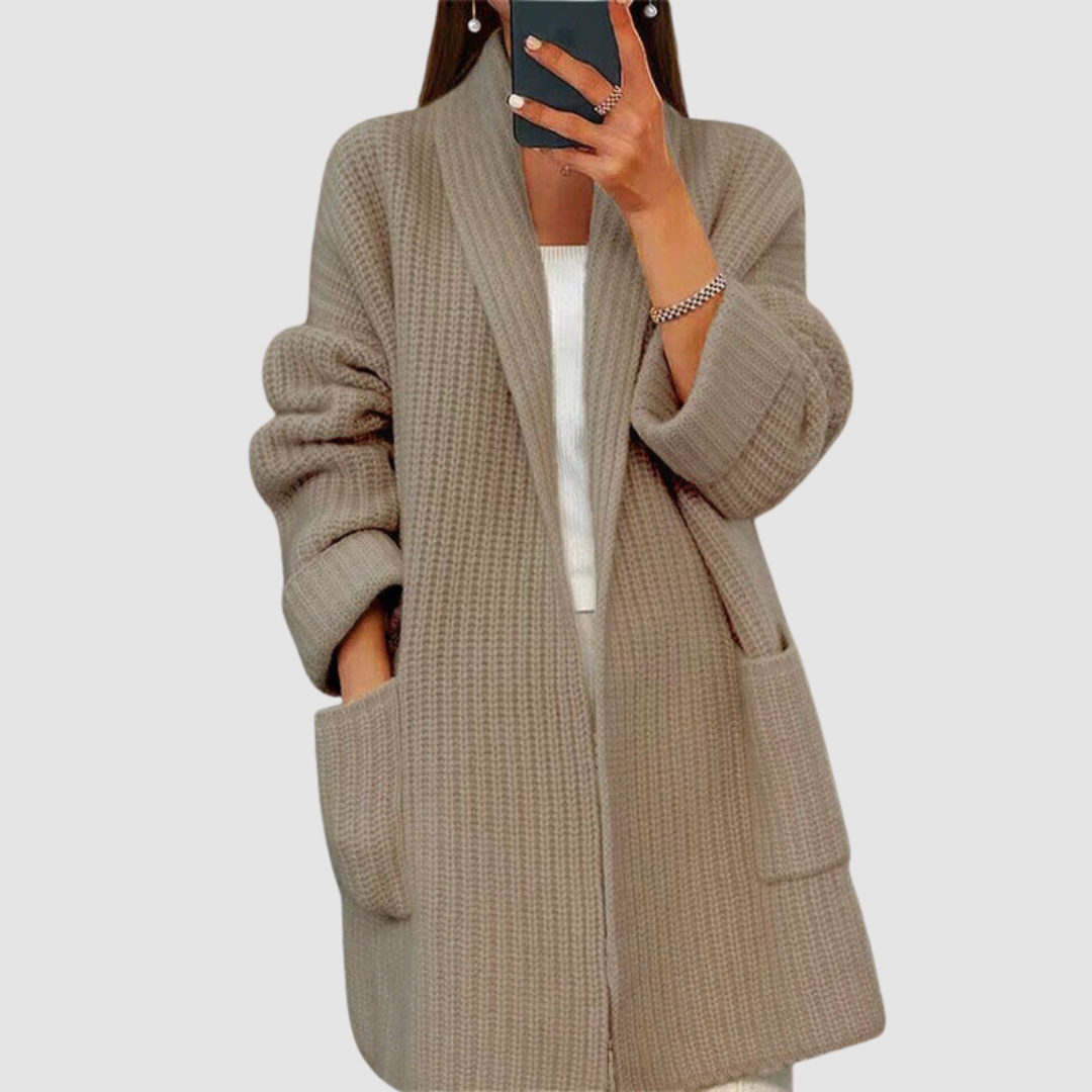RITA | Open front with two deep pockets