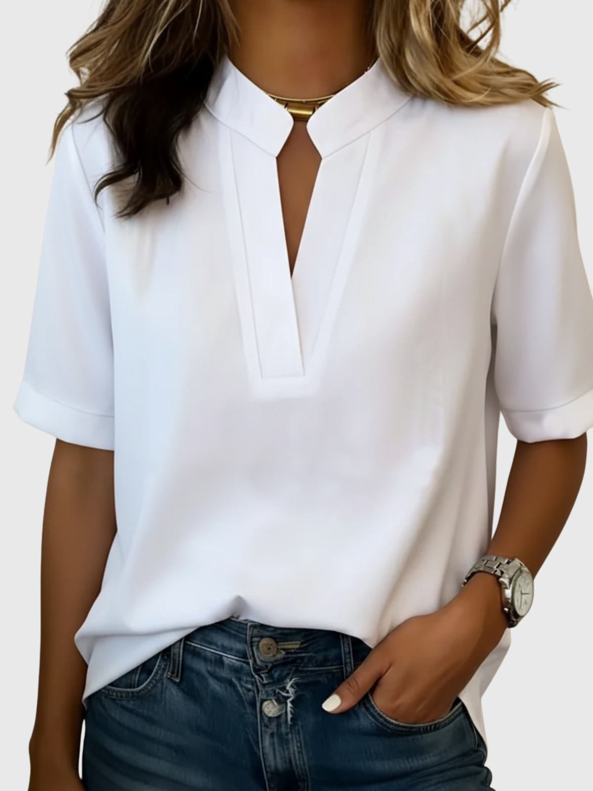 JEANNE | Minimal blouse with a soft collar