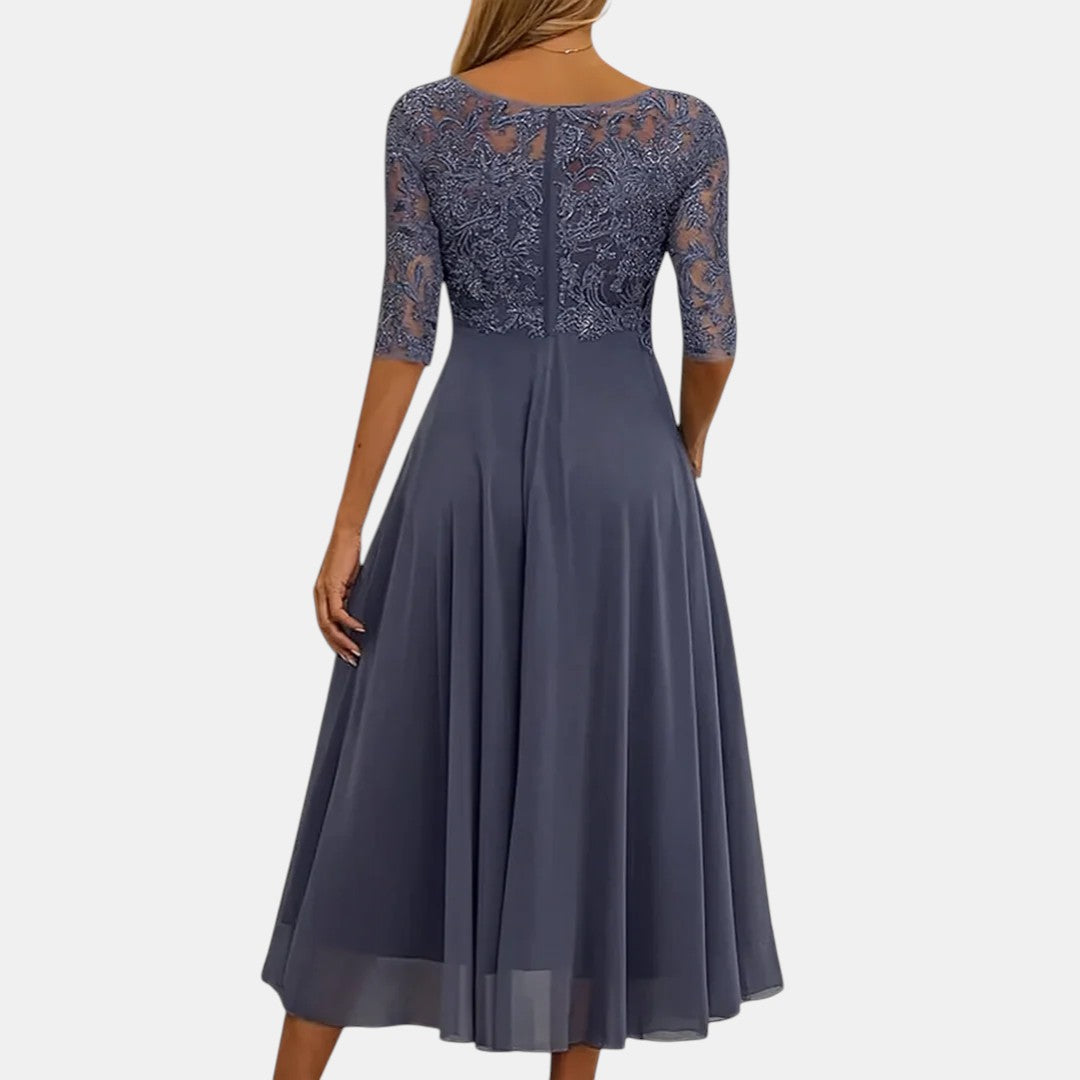 PRISCILLA | Lace dress with a layered skirt