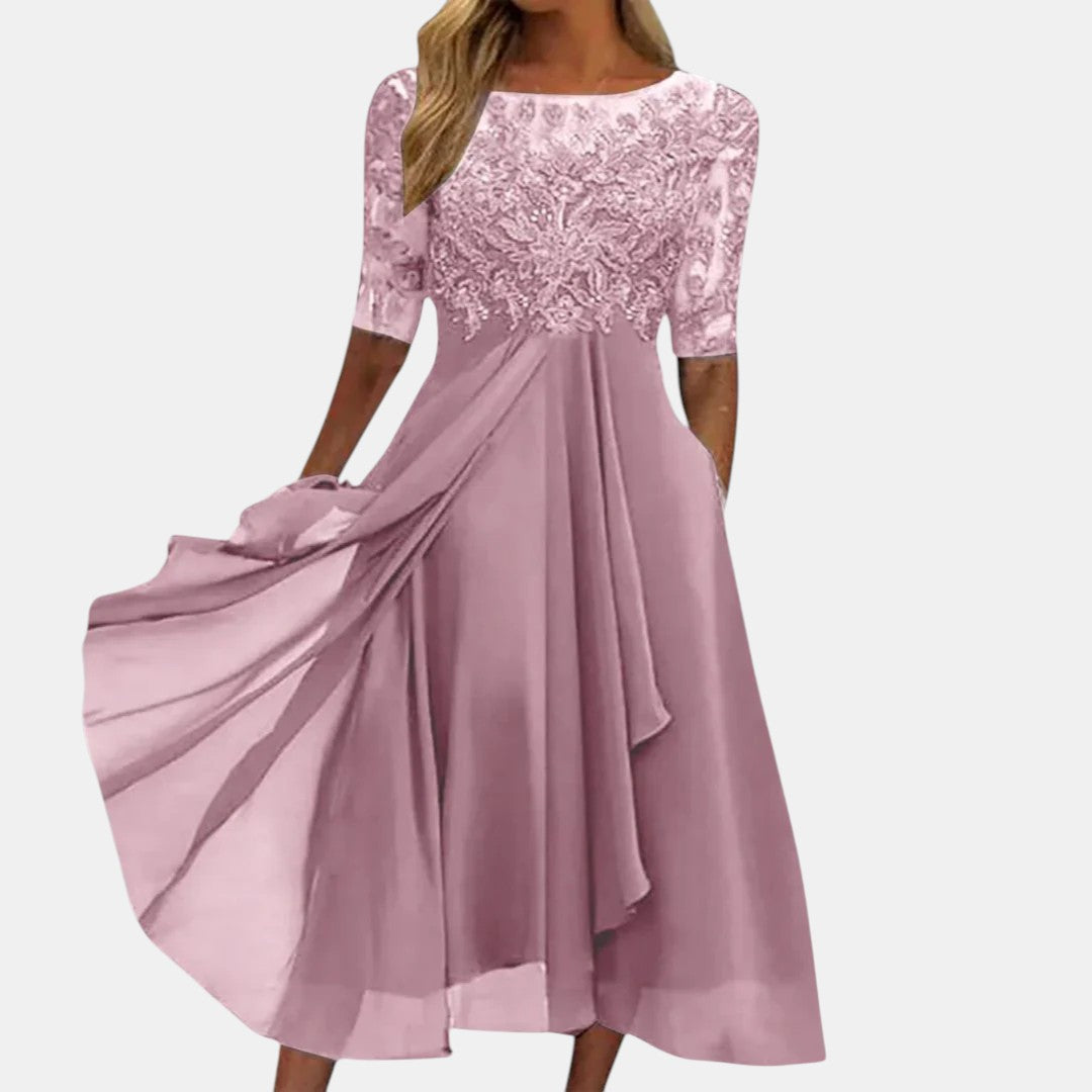 PRISCILLA | Lace dress with a layered skirt