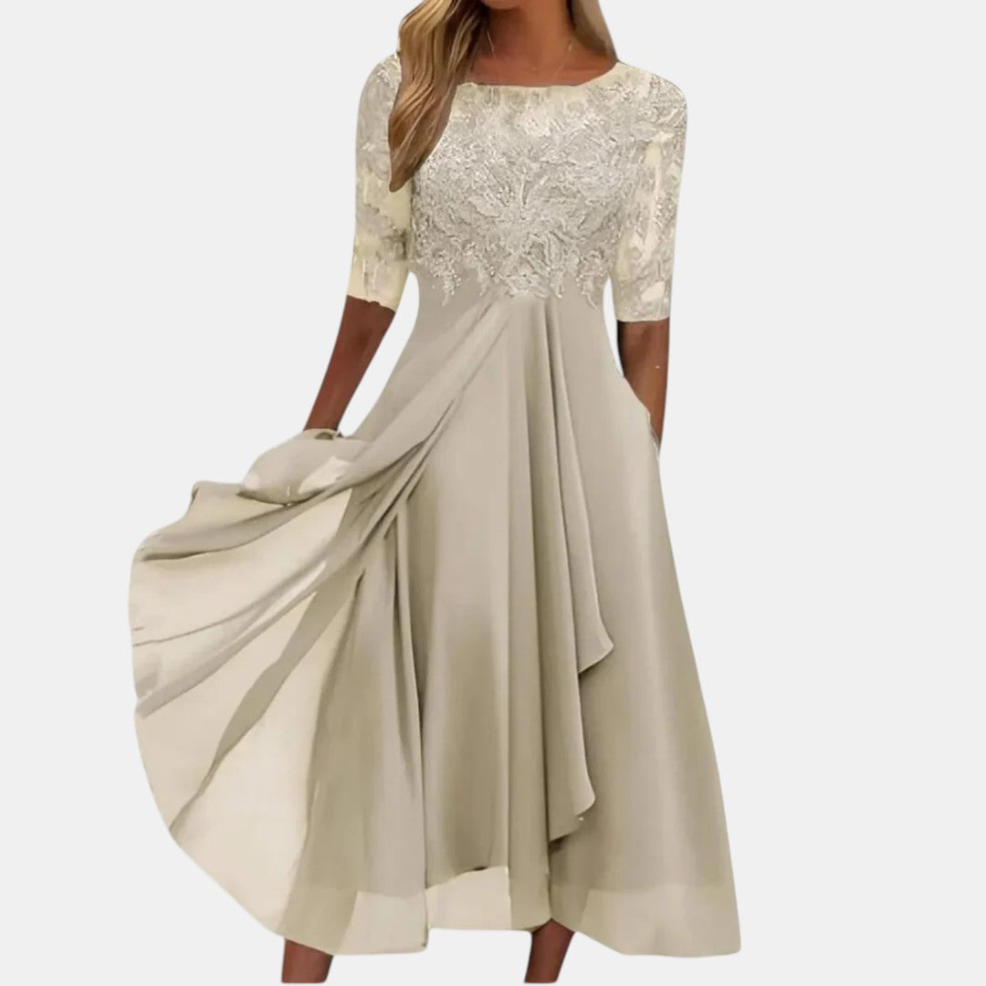 PRISCILLA | Lace dress with a layered skirt