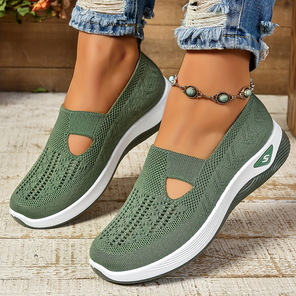 PHYLLIS | Wide shoes in ten colors
