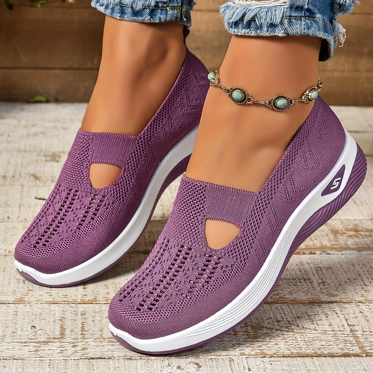 PHYLLIS | Wide shoes in ten colors