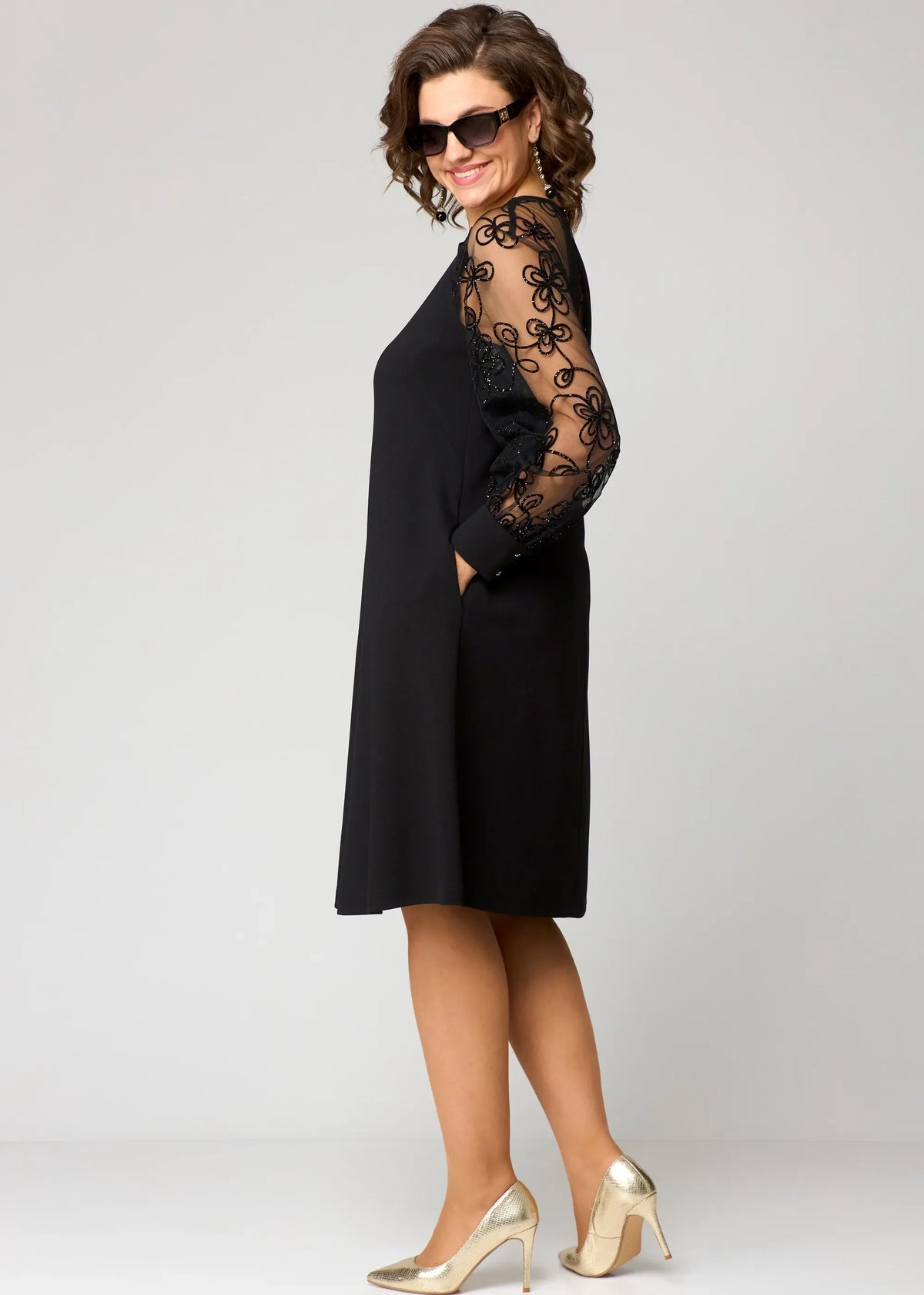 EDITH | Lace dress with long sleeves