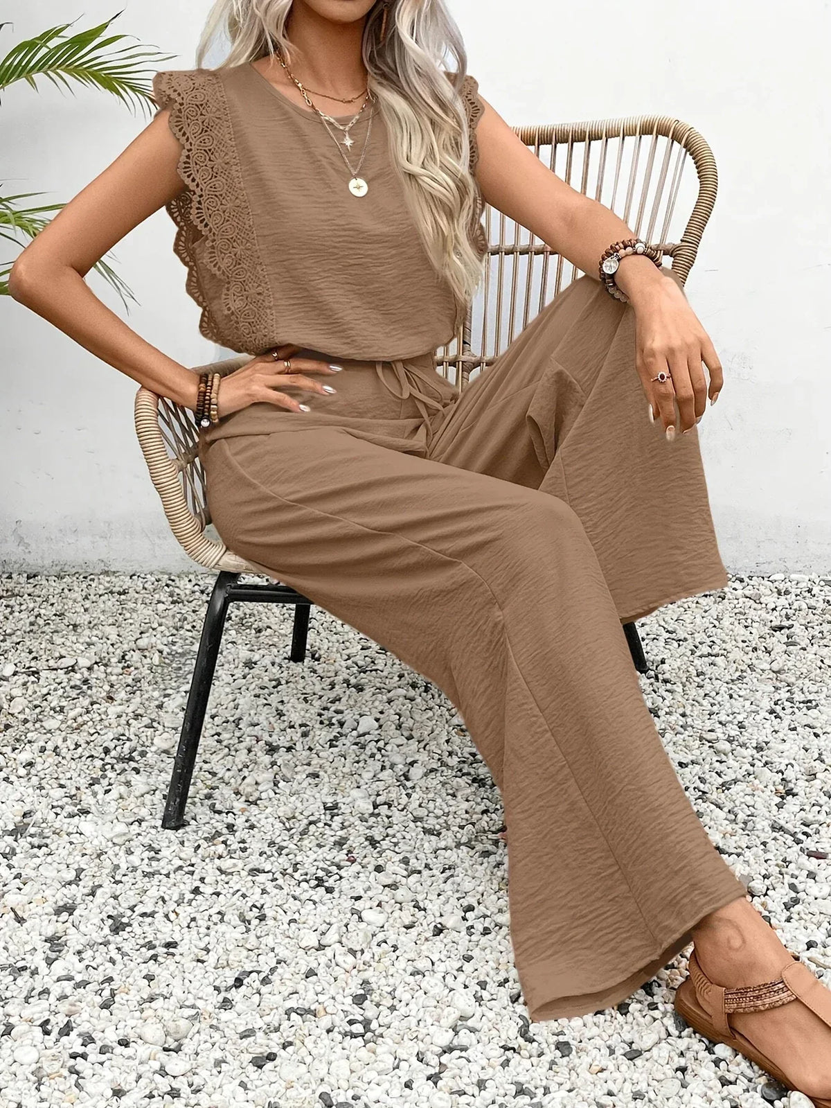 THERESA | Lace-trimmed sleeves and a high waist