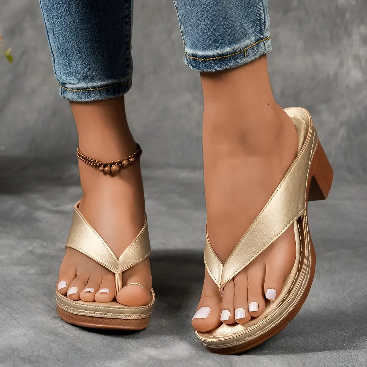 GLORIA | Slide mules with no fastening