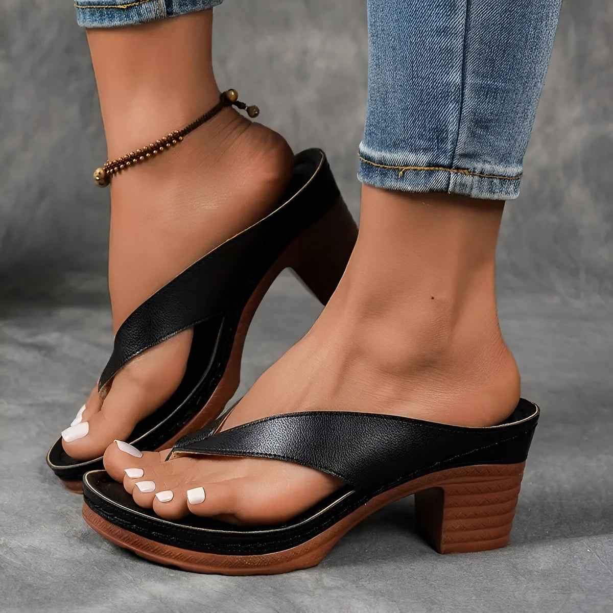 GLORIA | Slide mules with no fastening