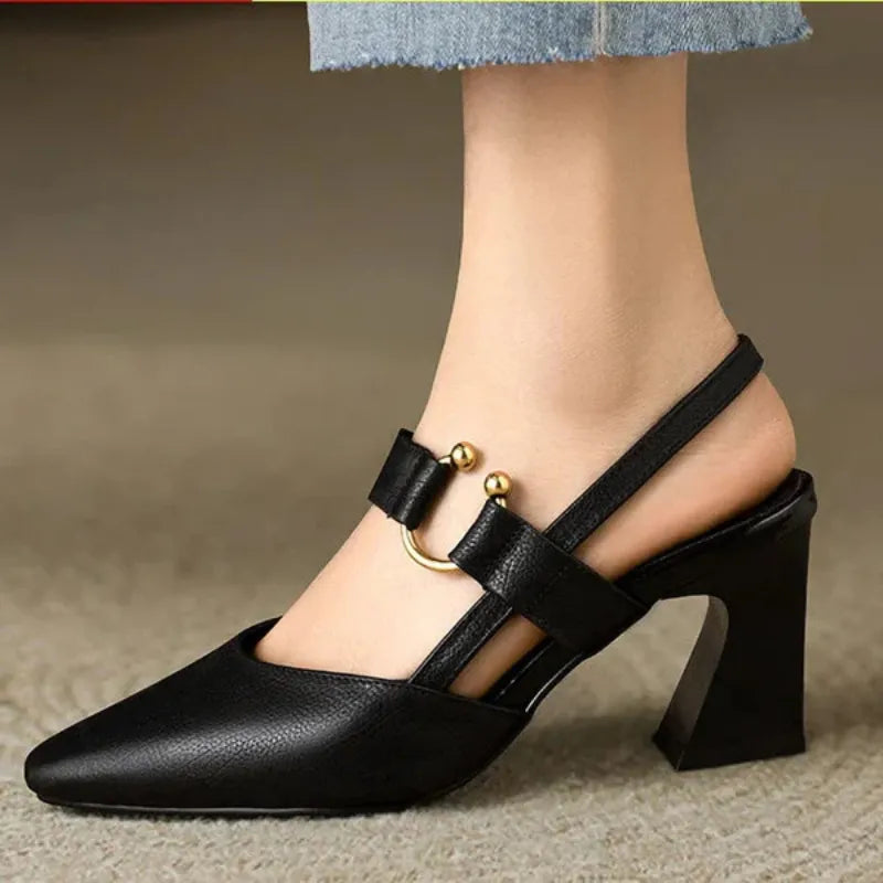 FRANCES | Heeled shoes on a wide stable heel