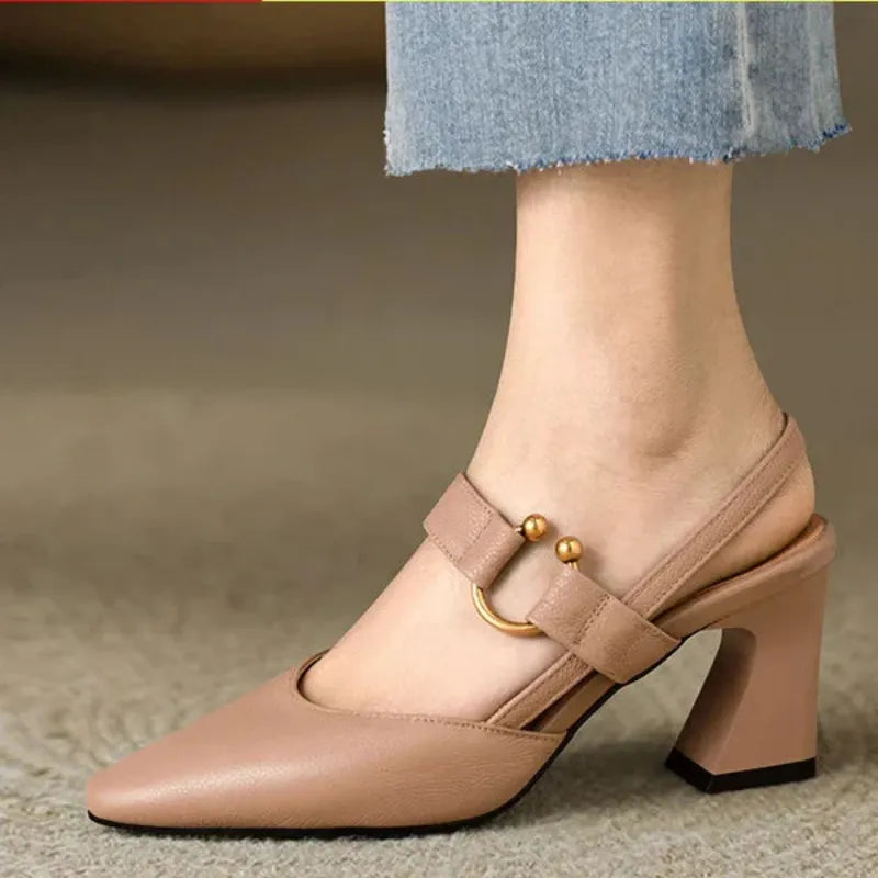FRANCES | Heeled shoes on a wide stable heel