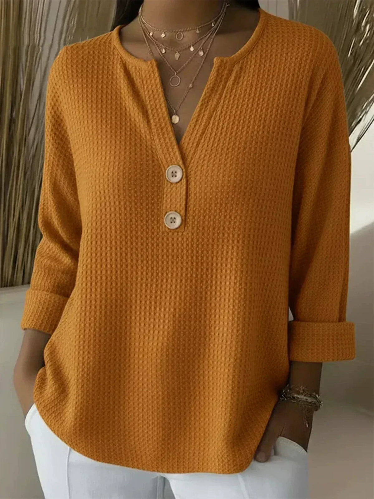 DEBORAH | Waffle henley with three quarter sleeves