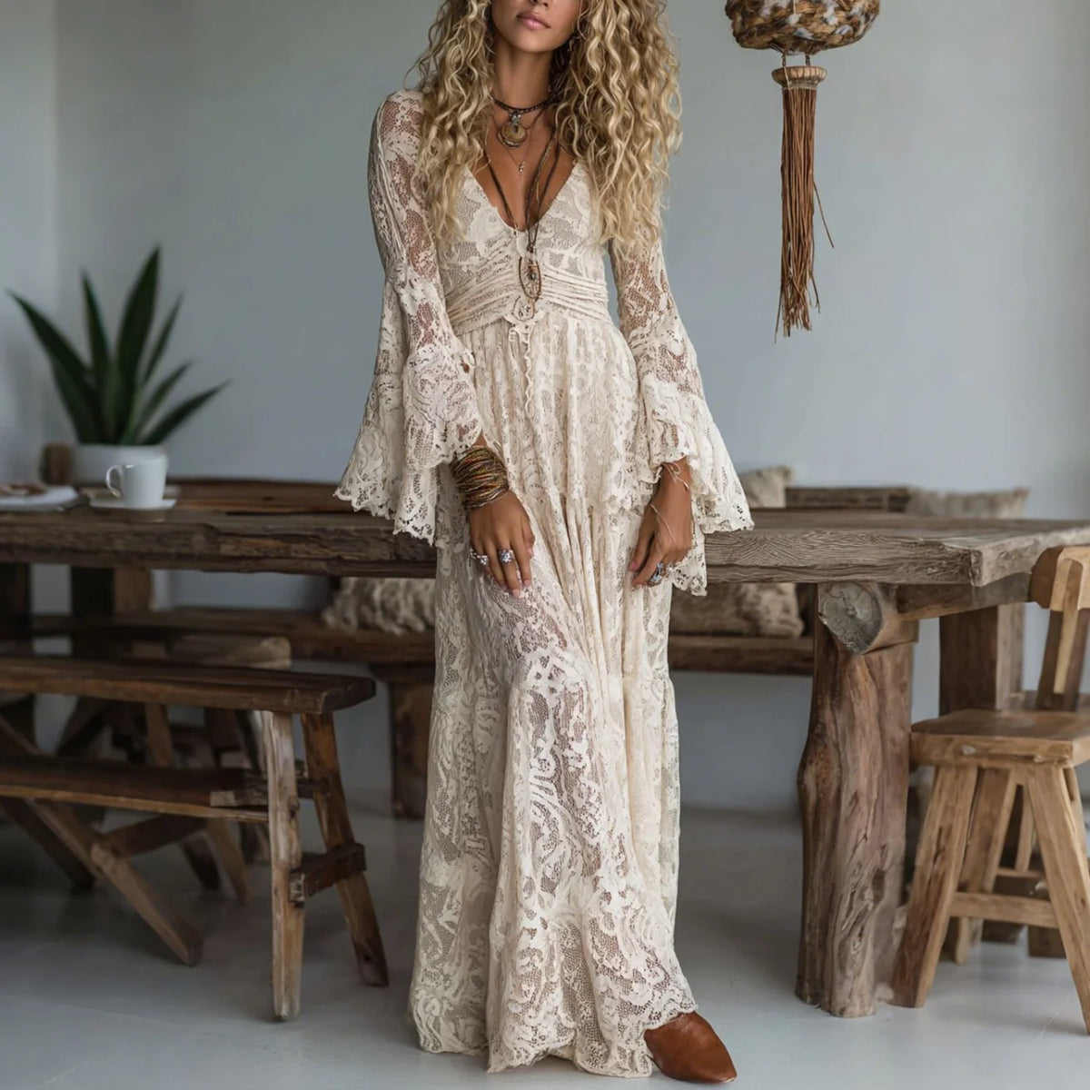 JUDITH | Maxi dress with flared sleeves