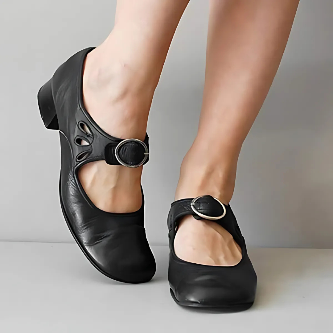 ARLENE | Leather sandals that soften with wear