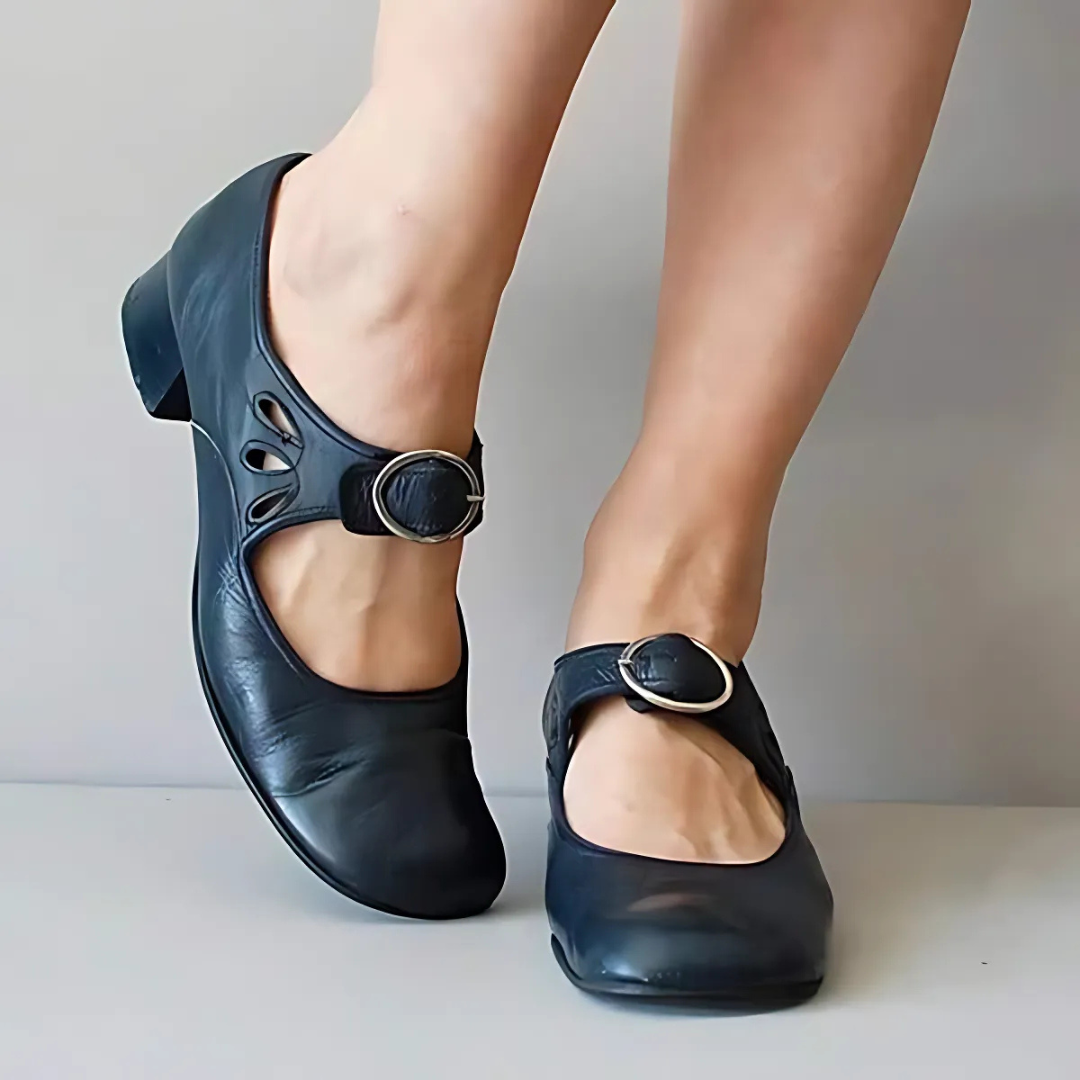 ARLENE | Leather sandals that soften with wear