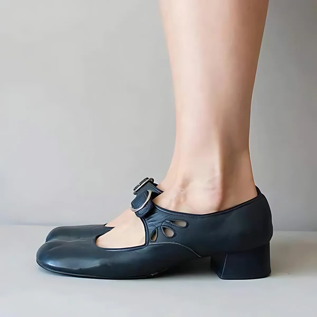 ARLENE | Leather sandals that soften with wear