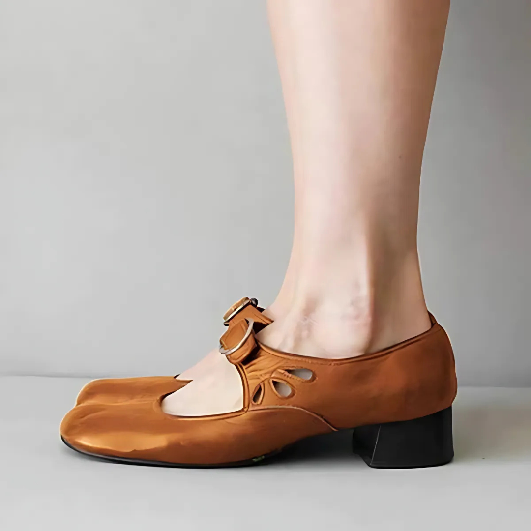ARLENE | Leather sandals that soften with wear