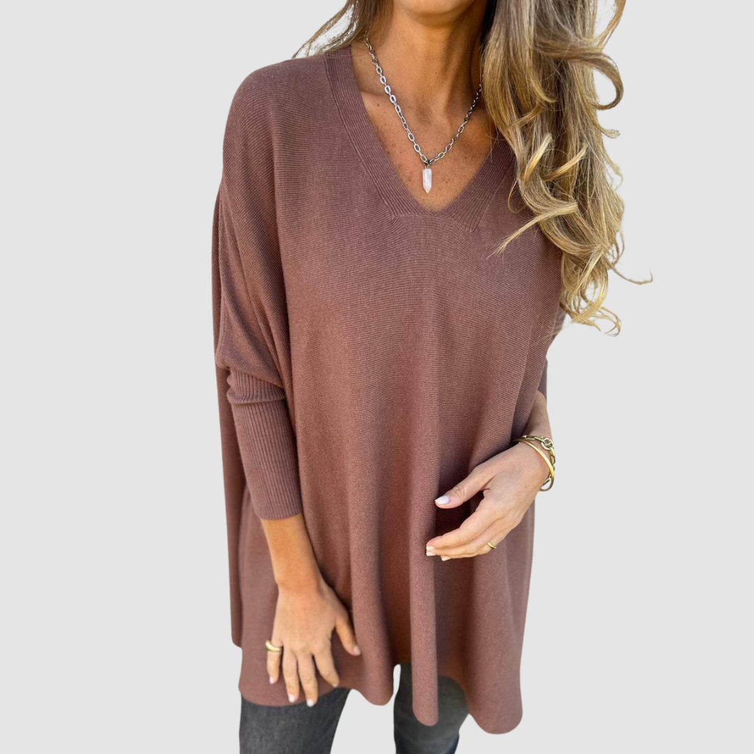 VIVIAN | Lightweight V-neck for warm months