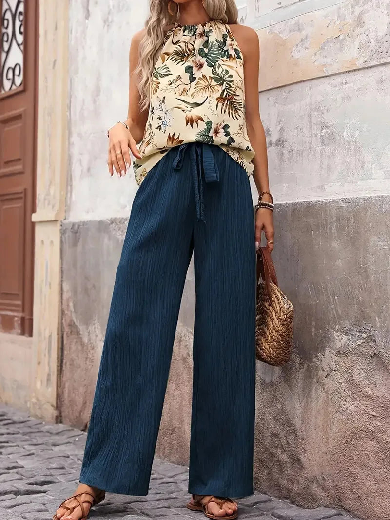 SHEILA | Sleeveless top with flowy pants
