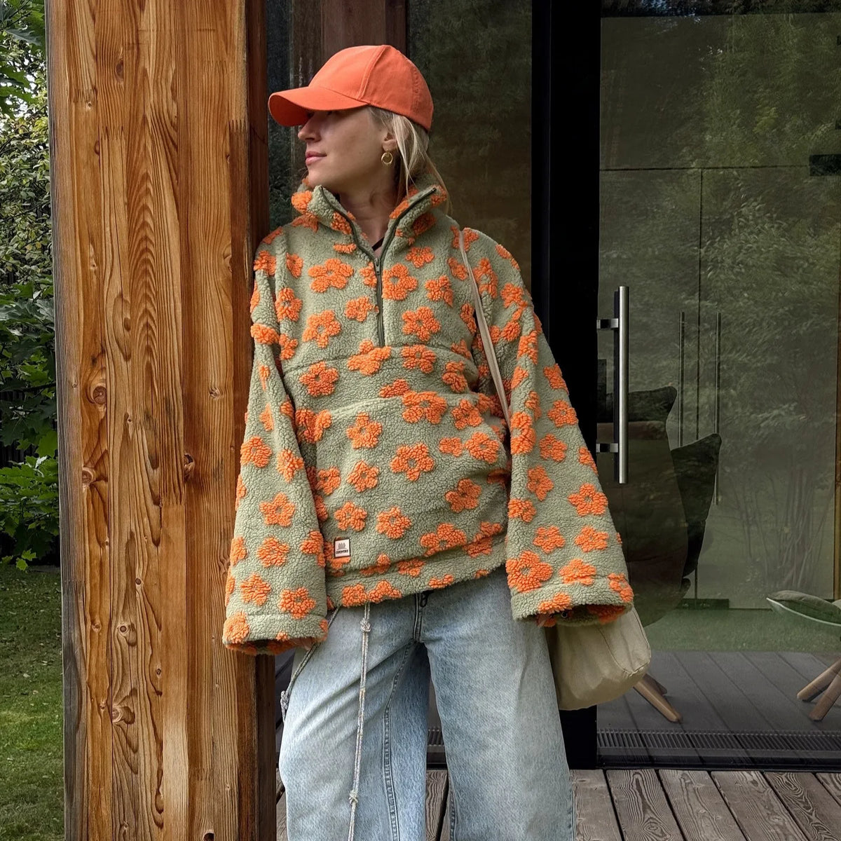 ELOISE | Lined half zip pullover with a floral print