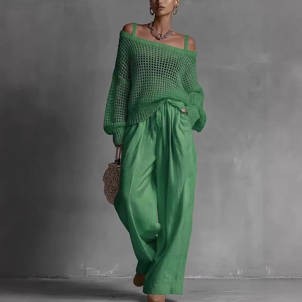 CLARA | Off-shoulder top with a high waistband