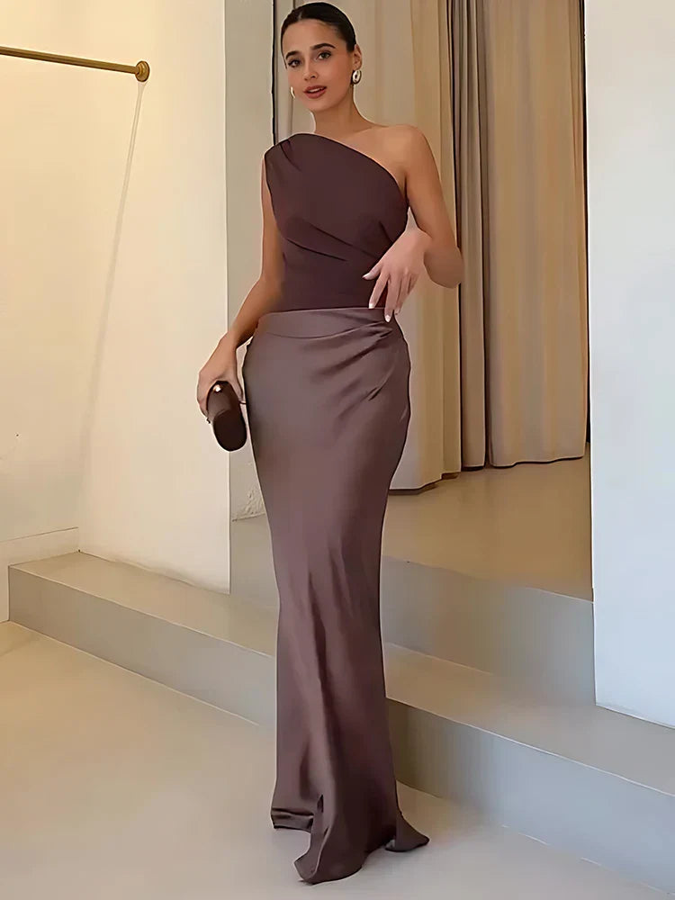 LORRAINE | One-shoulder maxi dress