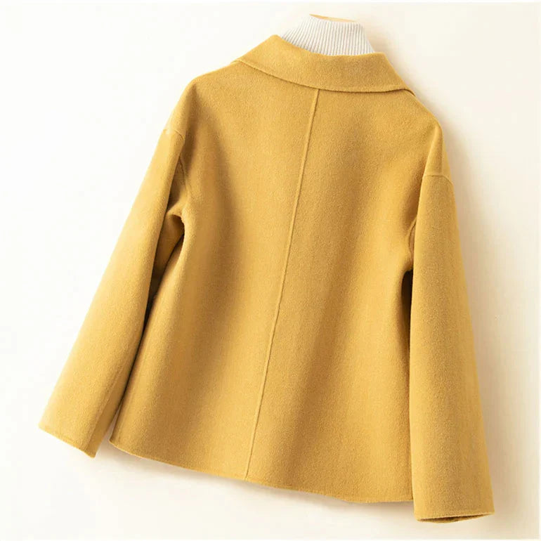 CLAUDIA | Doll collar jacket with pearl buttons