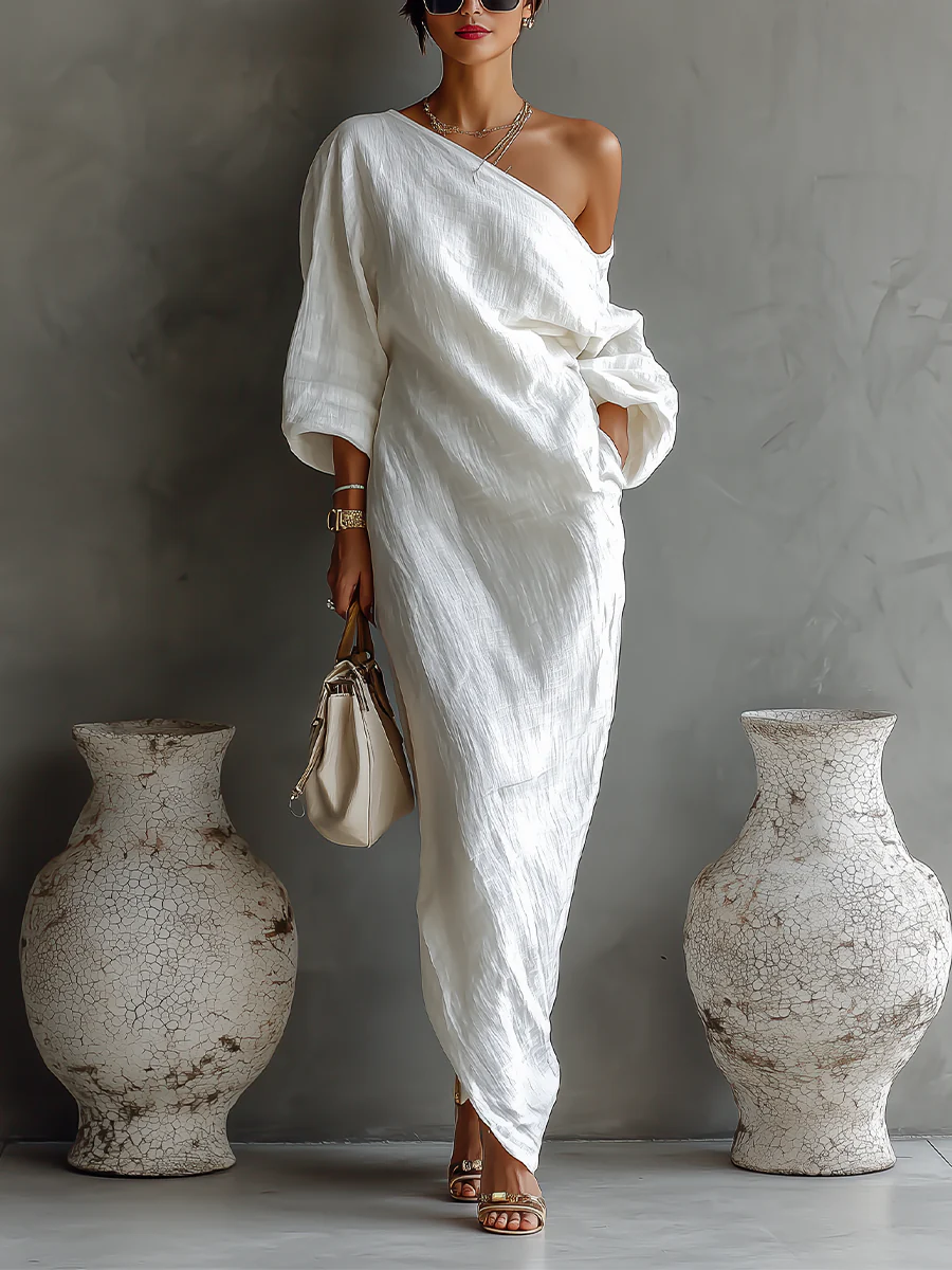 CLAUDIA | One-shoulder maxi dress with a long sleeve