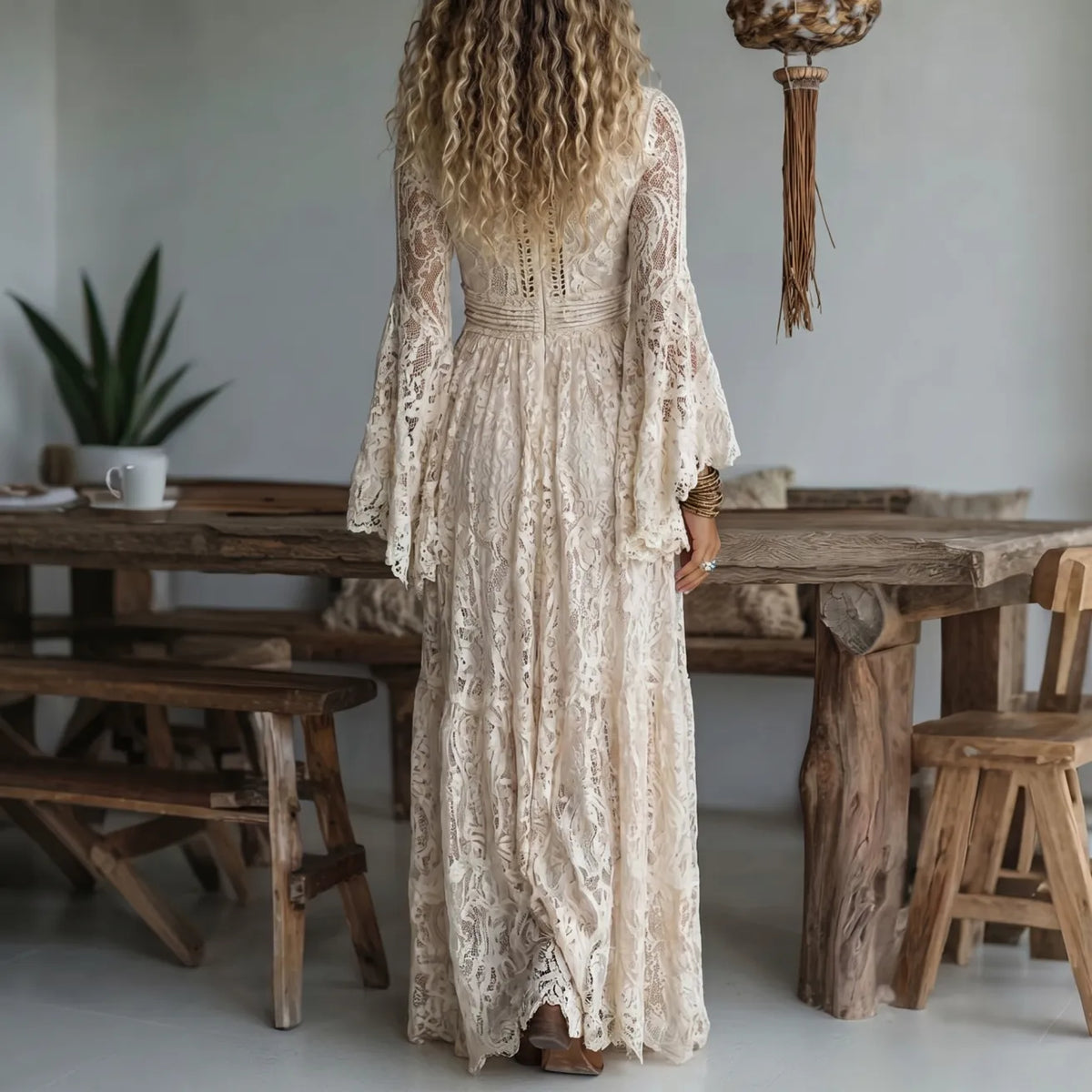 JUDITH | Maxi dress with flared sleeves