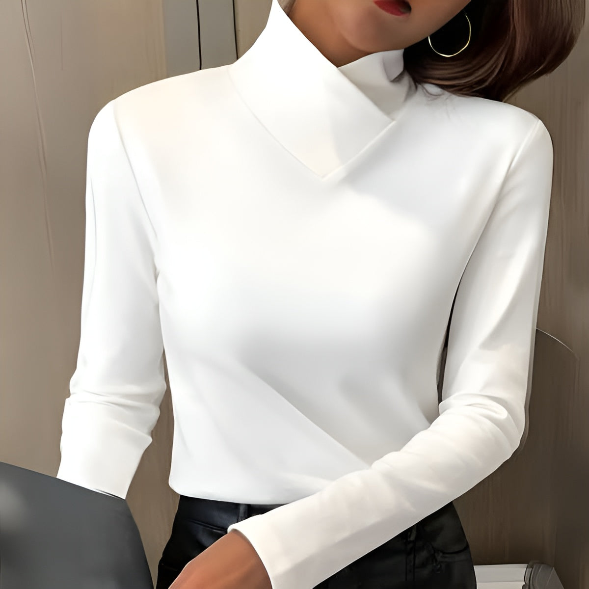JANET | High neck that is not a turtleneck
