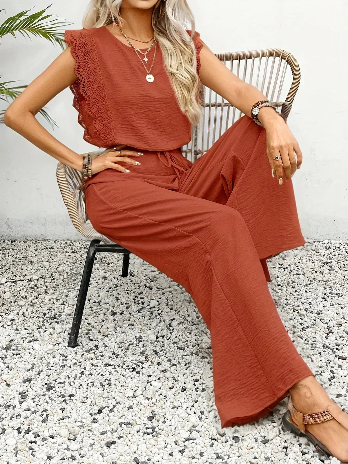 THERESA | Lace-trimmed sleeves and a high waist