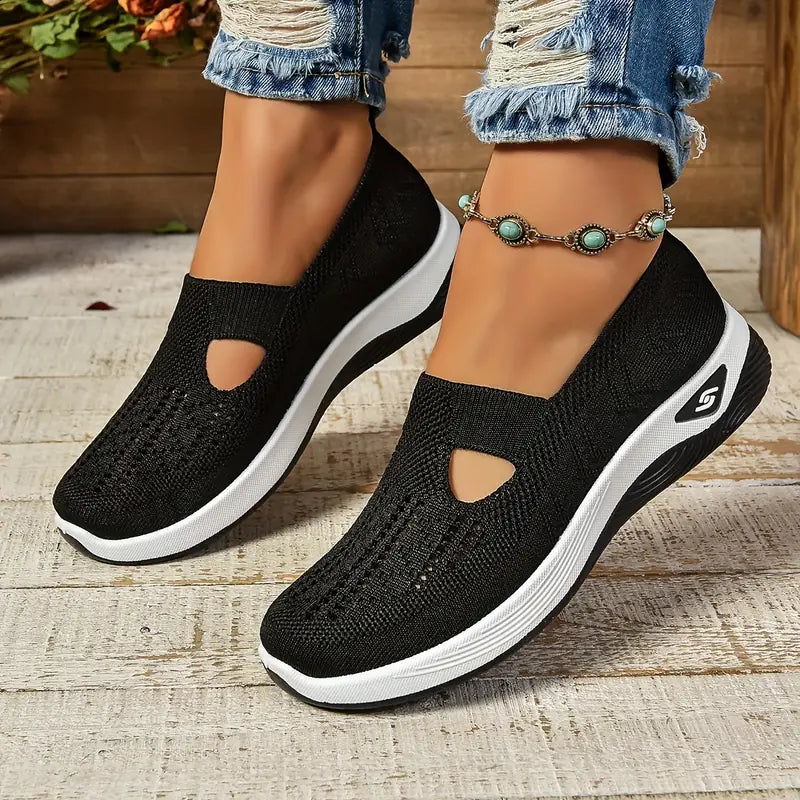 PHYLLIS | Wide shoes in ten colors