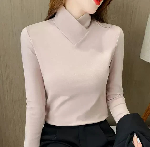 JANET | High neck that is not a turtleneck