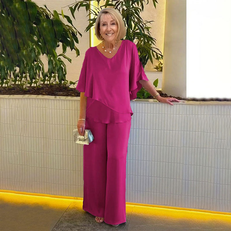 LOIS | V-neck set with a relaxed fit