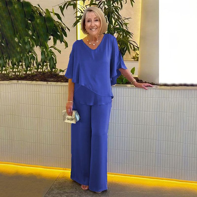 LOIS | V-neck set with a relaxed fit