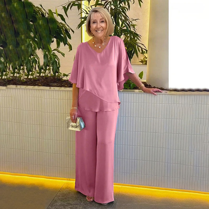 LOIS | V-neck set with a relaxed fit