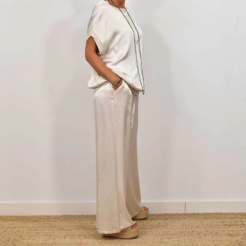 RITA | Flowing blouse with wide-leg pants