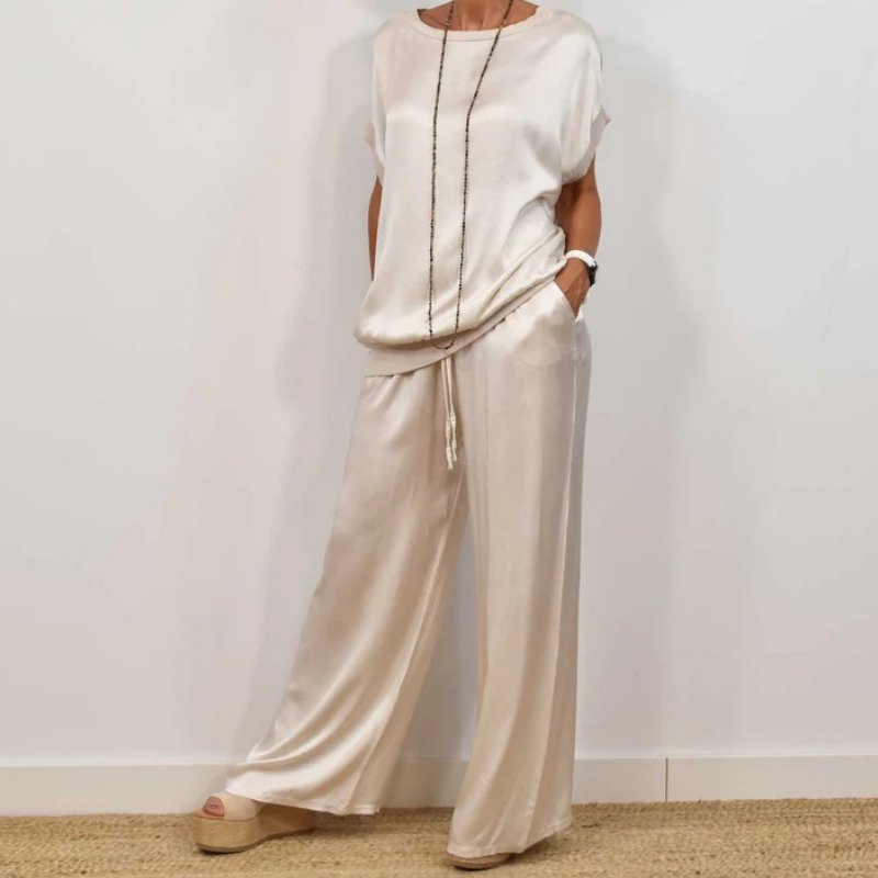 RITA | Flowing blouse with wide-leg pants